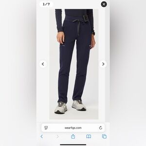 Women’s figs yola scrub pants